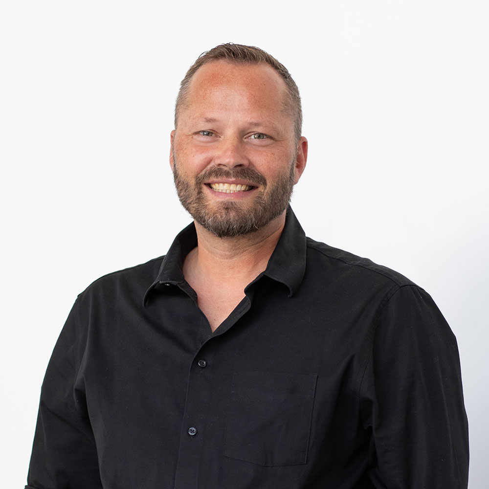 Jens Becker Jens Becker